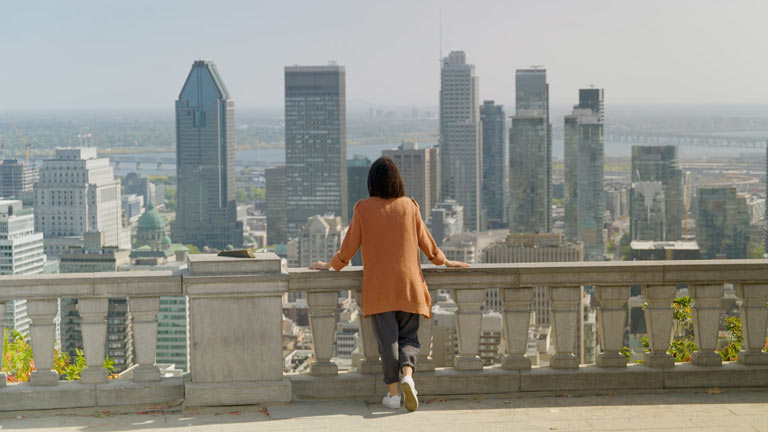 Documentary, L'ACADÉMIE<